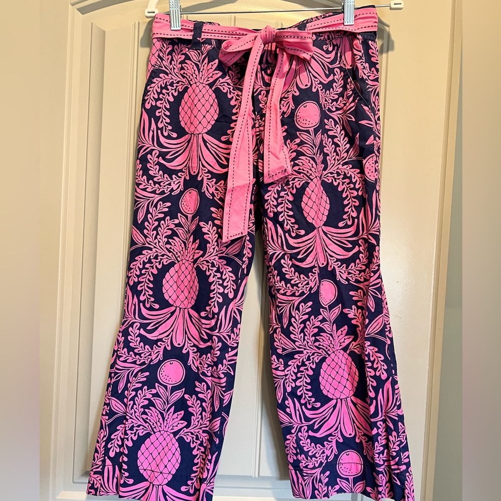 Lilly capri pants size 4